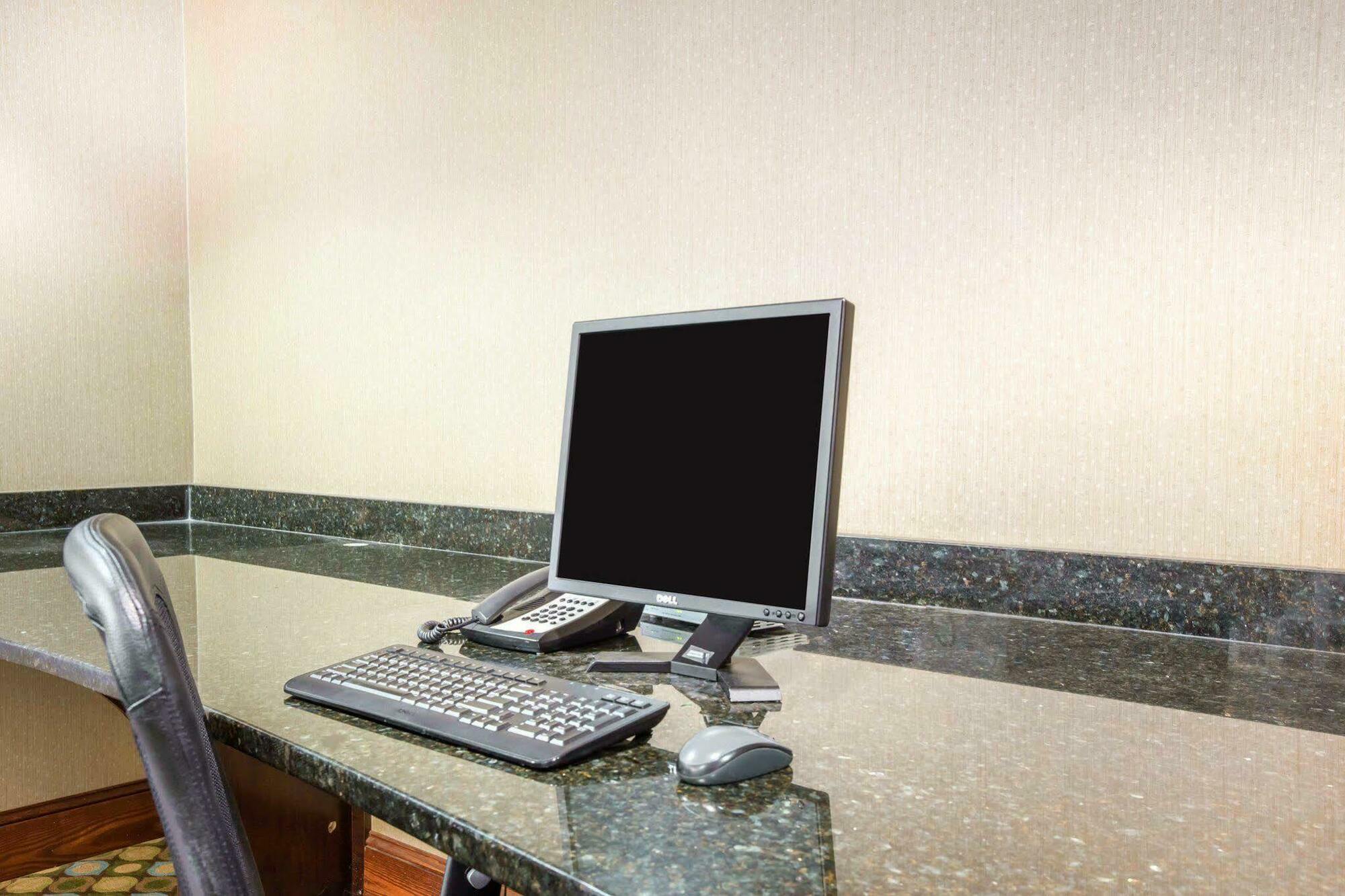 Comfort Suites Mcdonough Atlanta South Zewnętrze zdjęcie
